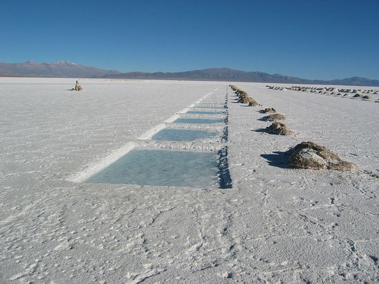 Piletones en las Salinas Grandes en Humahuaca