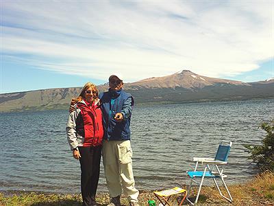 a orillas del lago Fontana
