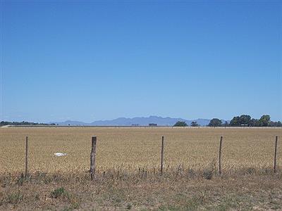 Espartillar -Campo y vista sierras