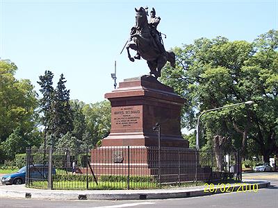 Monumento a manuel Belgrano-Parque Independencia