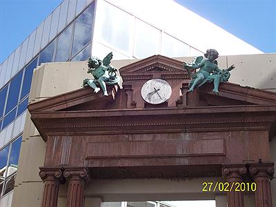 Arco triunfal -peatonal Còrdoba