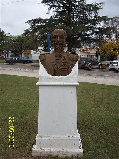 Busto Cnel Brandsen -Plaza Brandsen