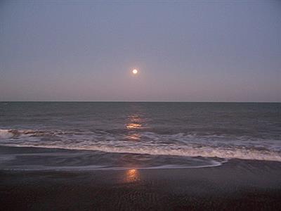 Atardecer en Playa Union. Rawson