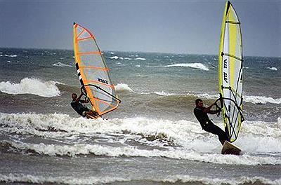 Wind Surf en Playa Unión. Rawson