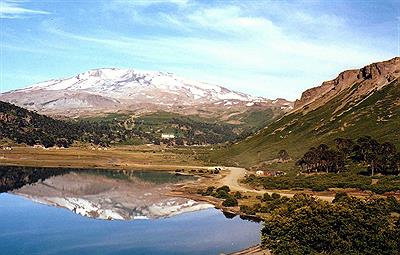 Simetría especular, Lago Caviahue, Neuquén