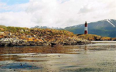 Islote y Faro Les Eclaireurs