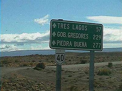 Cartel sobre la RN 40