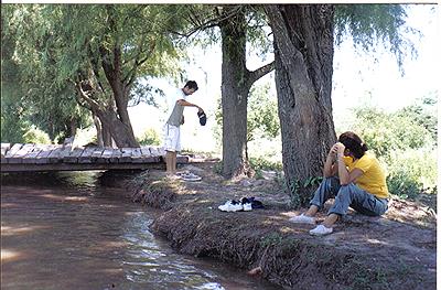 amira  y  chiso  en  el  canal  de  Dios