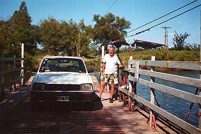 En balsa a Villa Urquiza 