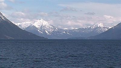lago huechulafquen. parque nacional Lanin