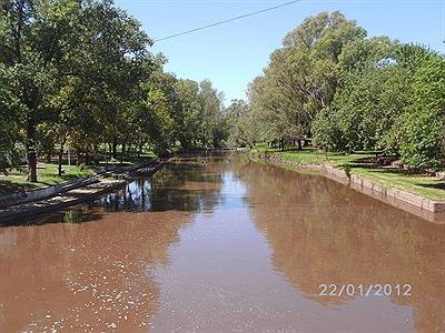 Rio Lujan desde puente peatonal