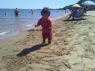 caminatas por las arenas de playas itu