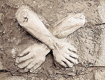 Templo de las Manos Cruzadas