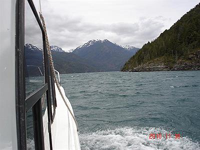 Navegacion en el Lago Puelo