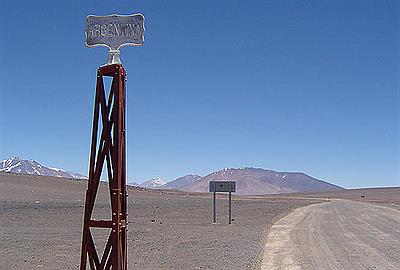 Mojón en el paso San Francisco
