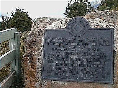 Glaciar Perito Moreno - Placa recordatoria