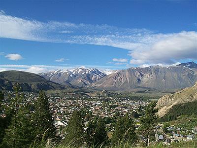 Esquel desde camino a la Cruz