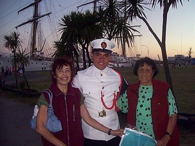 VISITA A LA FRAGATA LIBERTAD 30-1-2013