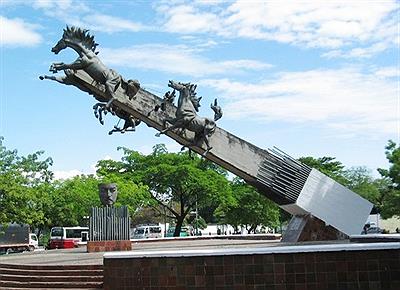 Monumento a Los Potros