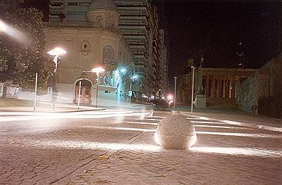 Monumento a la bandera - foto nocturna