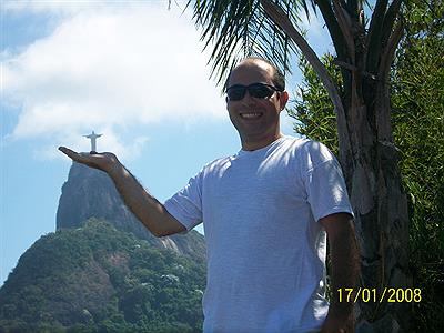El Cristo Redentor en la palma de la mano! je!!!