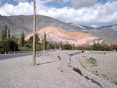 PURMAMARCA DESDE LA RUTA