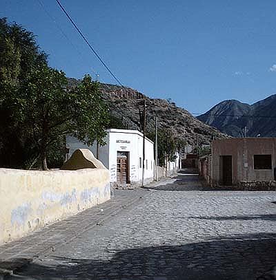 CALLECITA DE TUMBAYA