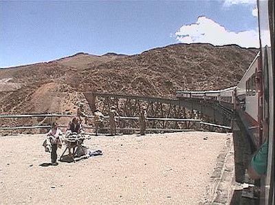 Ingresando al viaducto La Polvorilla