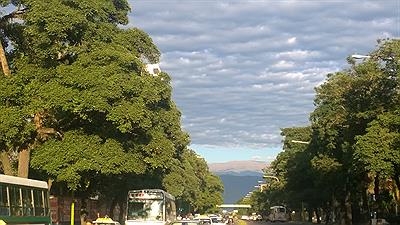 Amanecer en Av. Mate de Luna
