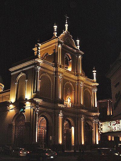 IGLESIA DE SAN FRANCISCO DE NOCHE