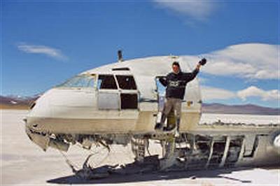 Avión en Corona del Inca