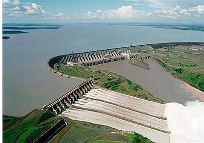 Itaipú. Foz do Iguaçu