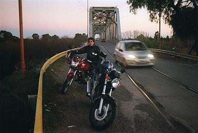 Cruzando el puente Viejo