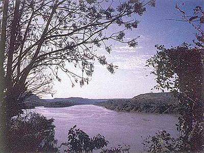 Atardecer sobre el río Uruguay