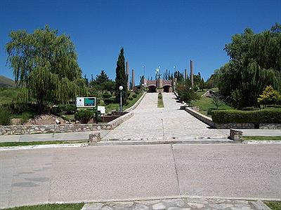 Monumento a los Heroes Puntanos