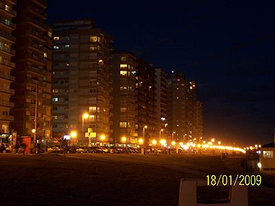 Miramar (Foto de noche)