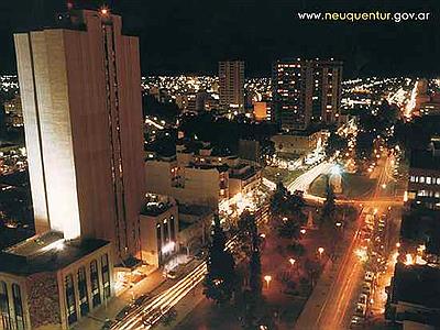 Neuquén nocturno