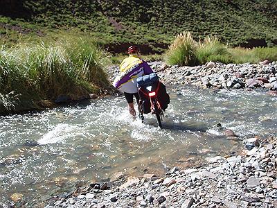 Bajando del Abra del Acay