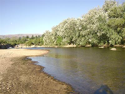 rio los sauces.. ( mas o menos)