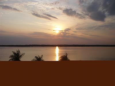 Atardecer en ituzaingó Ctes.